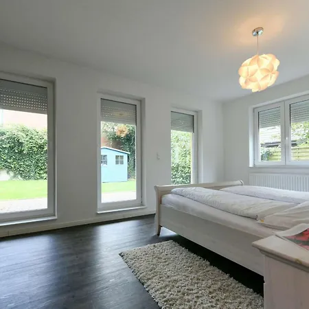 Residenz Am Sueddeich 2 Apartment *